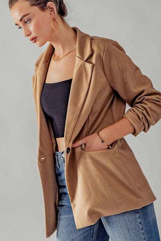 BASIC OVERSIZED EVERYDAY BLAZER: CAMEL / S-2/M-2/L-2 - Jennifer Kay Design