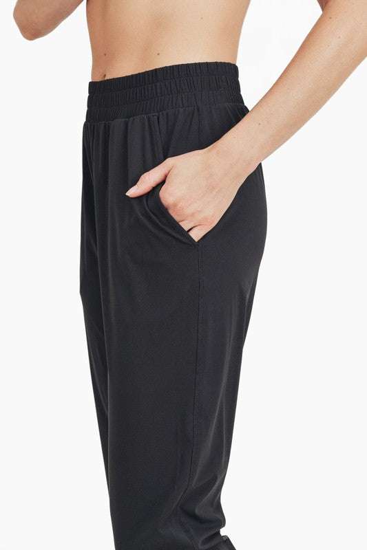 Brynn Joggers Comfort Style Effortless