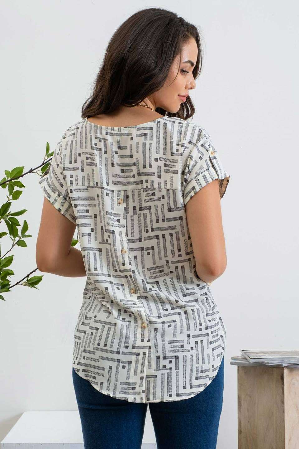 Linear Print Top ivory peach spring summer versatile
